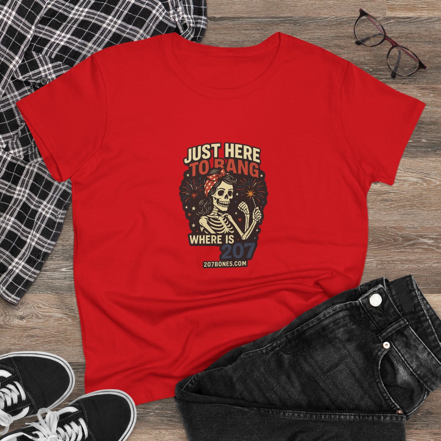 Casual Funny Graphic Tee - Just Here to Hang, Cute Gift for Friends, Halloween, Everyday Wear, Trendy Style, Comfortable Cotton Shirt