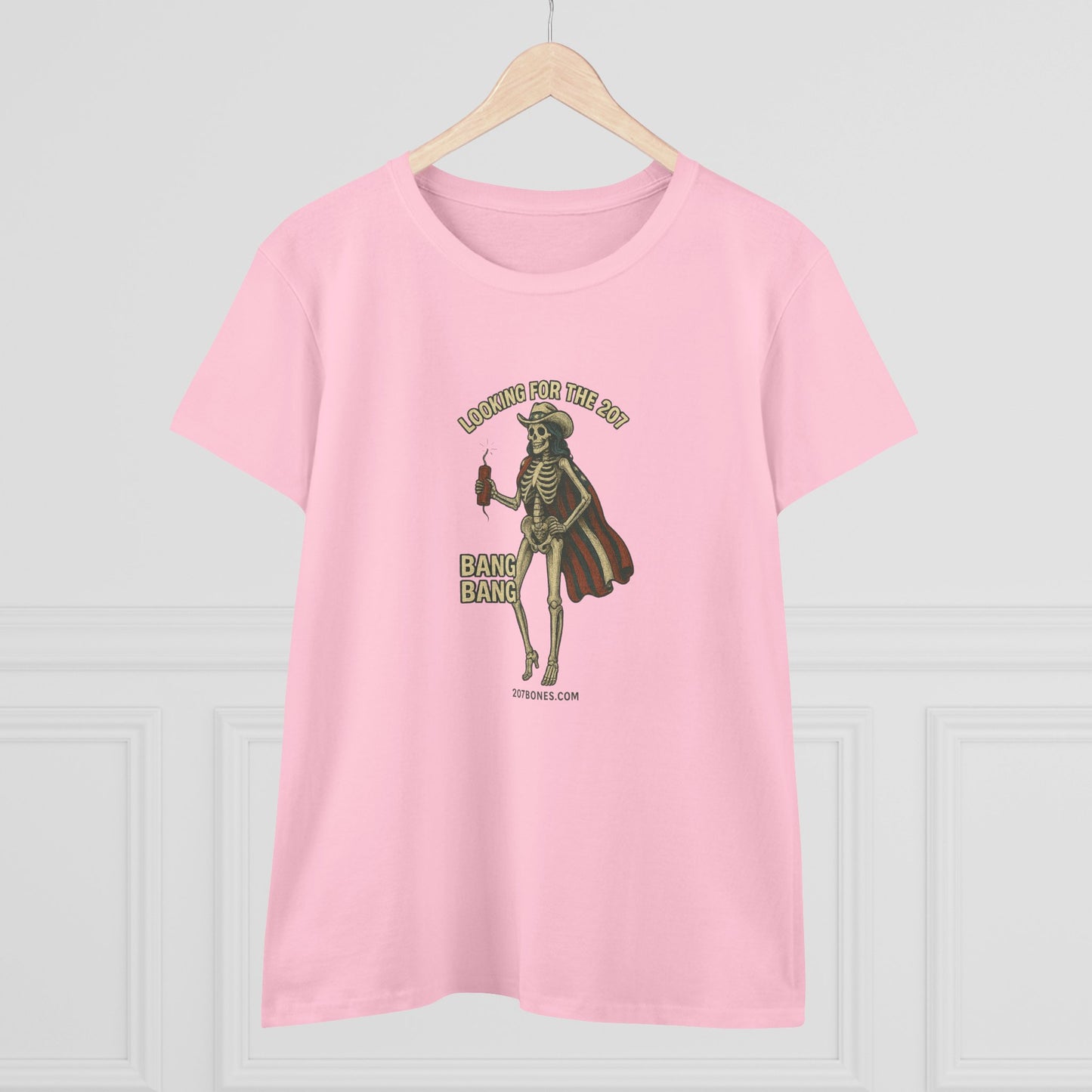 Retro Graphic Tee for Women - Perfect for Casual Wear, Gifts, and Celebrations