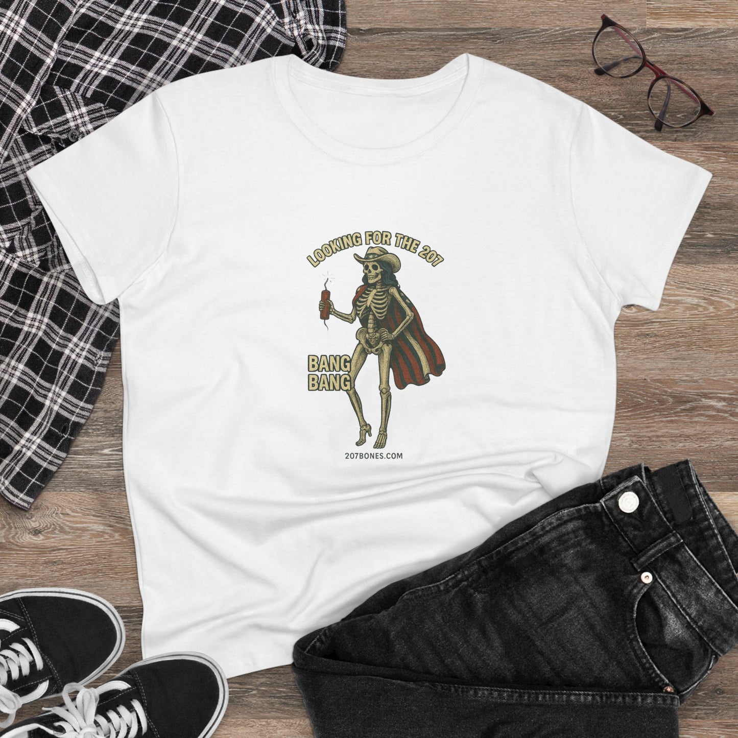 Retro Graphic Tee for Women - Perfect for Casual Wear, Gifts, and Celebrations